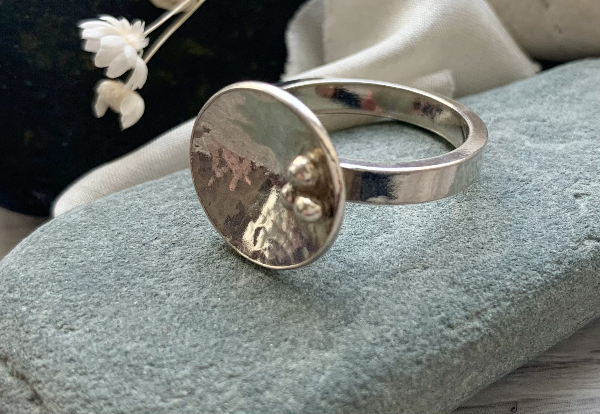 recycled silver hammered texture three pebbles in the rockpool